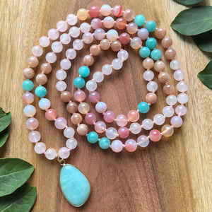 สร้อยคอมุกมาลา <span class=keywords><strong>108</strong></span> เม็ด ทำด้วยมือ, โรสควอตซ์ธรรมชาติ, ซันสโตน, อเมซอนไนต์, จาปามาลา, คริสตัลบำบัดเพื่อการสวดมนต์, ของขวัญเครื่องประดับโยคะ - Product Image 2