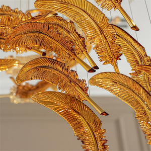 Lustre suspendu moderne et élégant pour hôtel, Restaurant, boutique, décor artistique, pièces <span class=keywords><strong>de</strong></span> plumes ambrées et claires, lustre fabriqué - Product Image 5