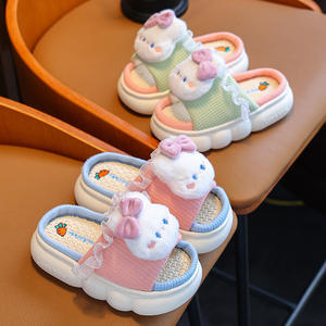 Sandales Antidérapantes pour Filles, Chaussons de Maison Confortables à Semelle Épaisse pour Enfants, Mignons pour Garçons et Filles, Printemps - Product Image 1
