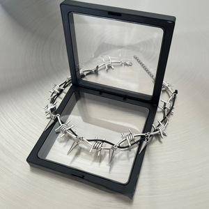 Collana di rivetti in metallo con personalità Hip-hop Punk gotico scuro SongYi - Product Image 5