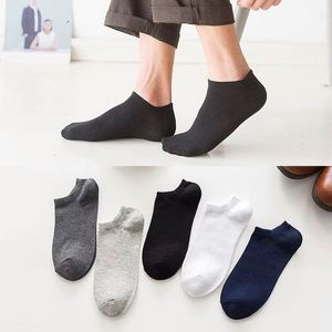 Venta al por mayor personalizado Unisex No Show antimicrobiano mezcla de algodón Calcetines rojo diario Atlético Spandex certificado Etiqueta Privada Logo inferior - Product Image 2