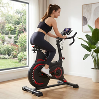 Vélo de spinning cardio avec transmission par courroie magnétique, volant d'inertie de 13 kg, guidon multi-grip et selle ultra-souple, capacité 150 kg
