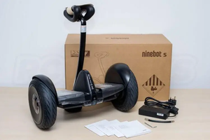 Ninebot S Max Patinete Eléctrico Autoequilibrado Original, Motor Dual, Potencia Máxima 2400X2W - Product Image 3