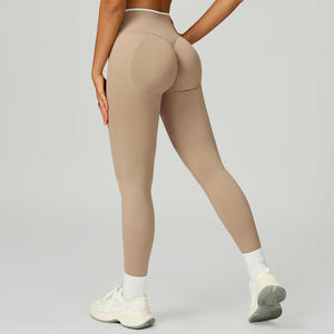 Legging de sport pour femme avec logo personnalisé, effet push-up, sans couture, pour yoga, gym, fitness, avec logo sur la taille, en spandex/nylon - Product Image 5