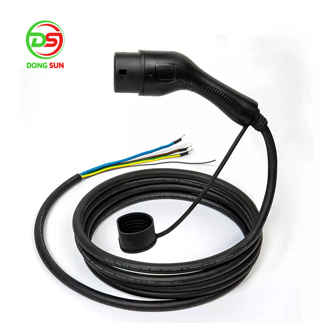 EV Charger Plug Type2 Cable 1 Phase or 3 Phase Charging Station 16A 32A IEC62196-2 Cord for Electric Vehicle