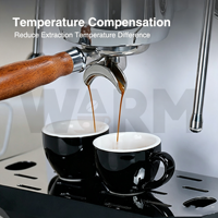 Machine à expresso semi-automatique professionnelle italienne, pour usage domestique et commercial.
