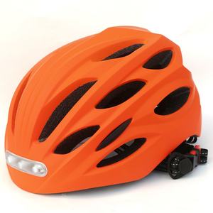 Casque de vélo de montagne léger avec éclairage intelligent et avertissement, casques de scooter urbains 36V pour cyclistes navetteurs et cyclistes sur route - Product Image 3