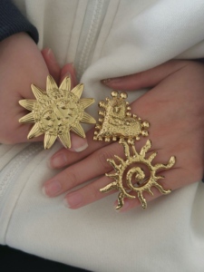 Elegante Golden <span class=keywords><strong>Sunshine</strong></span> <span class=keywords><strong>Love</strong></span> Sunflower Ring Especial Multi-estilo Nicho Joyería de moda Personalidad Fiesta Accesorios diarios Regalo - Product Image 3