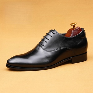 Zapatos Masculinos de Suela Gruesa con Acabado Liso, Zapatos de Cuero Vacuno Casuales y Formales, Zapatos de Boda de Cuero Genuino para Hombre - Product Image 1
