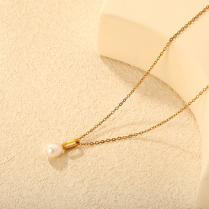 Collar con Colgante de Perla de Agua Dulce, Chapado en Oro de 18k, Acero Inoxidable, Grado AA, Cadena para Clavícula, Uso Diario - Product Image 3