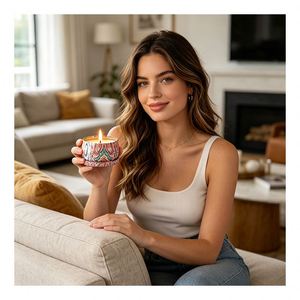 Velas Aromáticas de Lujo en Envases de Vidrio Blanco Brillante, Personalización de Marca, Surtido para Venta al por Menor, Exhibición Premium - Product Image 2