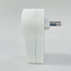 Ke-2155 Voltage <b>Protector</b> <b>Socket</b> 220V 16A Plastic <b>Surge</b> Protection Device Brazil Standard - Product Image 3