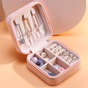 Boîtes à bijoux de voyage en cuir personnalisées FORTE pour rangement et présentation de colliers, bagues, pendentifs, boucles d'oreilles, avec logo inclus, organisateur - Product Image 1
