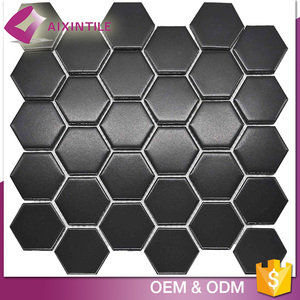 Color blanco y negro forma <span class=keywords><strong>hexagonal</strong></span> de cerámica mosaico de baldosas - Product Image 1