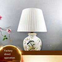 Lampe de table en céramique avec motif de fleurs et d'oiseaux - Lampe de chevet et de chambre à coucher, éclairage décoratif pour salon