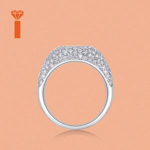 Bague Chevalière Dôme Pavée en Moissanite, Argent Sterling 925, Entièrement Pavée, Délicate et Minimaliste, Vente en Gros, pour Mariage - Product Image 4