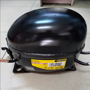 คอมเพรสเซอร์ทำความเย็น HYZL รุ่น NL7CLX ใช้สารทำความเย็น R404A แรงดันไฟฟ้า 220-240V 50Hz สำหรับอุปกรณ์ห้องเย็น - Product Image 1