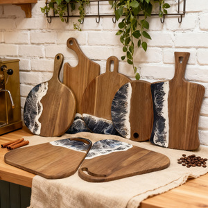 Planche à découper personnalisée en bois d'acacia et résine époxy avec poignée planche à charcuterie en bois et résine <span class=keywords><strong>plateau</strong></span> <span class=keywords><strong>de</strong></span> viande pour le <span class=keywords><strong>petit</strong></span> <span class=keywords><strong>déjeuner</strong></span> - Product Image 1