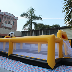 Terrain de football gonflable avec panier de basket pour les jeux sportifs d'extérieur des enfants - Product Image 1