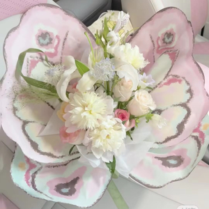 Carta da Regalo con Motivi di Farfalle e Fiori in Vendita, Materiale in Polpa e Plastica per Confezioni Regalo e Stampa per Negozi di Fiori - Product Image 5