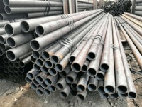 Tuyau de puits pétrolier en acier sans soudure API 5CT J55 K55 N80 L80 P110
