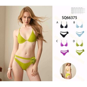 Costume da bagno intero HDJ Plus Size con controllo pancia, modellante, tinta unita, scollo a V e fiori SQ66015 - Product Image 2