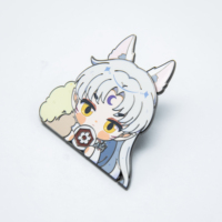 Badge de revers personnalisé Anime Printemps, épinglette en métal de collection avec figurine articulée en émail