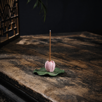 Penyangga Diffuser Aroma Keramik Bunga Teratai Buatan Tangan, dengan Alas Daun Teratai, Item Dekorasi Pembakar Aroma untuk Ruangan.