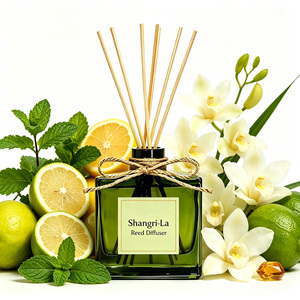 Diffuseur de parfum Shangri-La Essence, arôme haut de gamme de style hôtel, flacon en verre recyclable avec bâtonnets en rotin - Product Image 1