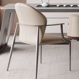 Silla de Comedor Tapizada en Cuero con Estructura Metálica, Color Blanco Cálido, Silla Moderna Minimalista para Oficina en Casa - Product Image 3