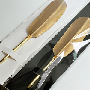 Bolígrafo de plumas chapado en oro de lujo Idea de regalo - Product Image 2