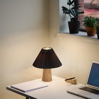 Lampe de table led moderne et simple, abat-jour en bois pour salon, café, hôtel, table en papier