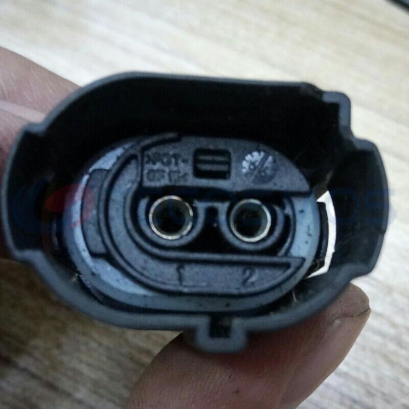 Car Connector For BMW gasoline pump with 2 pins CT2-0296M