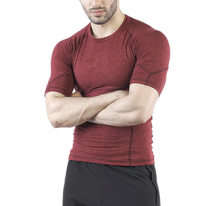 Mma Rash Guard Polyester Jiu Jitsu Rash Guard Couleur personnalisée à manches courtes Rash Guard pour hommes - Product Image 3