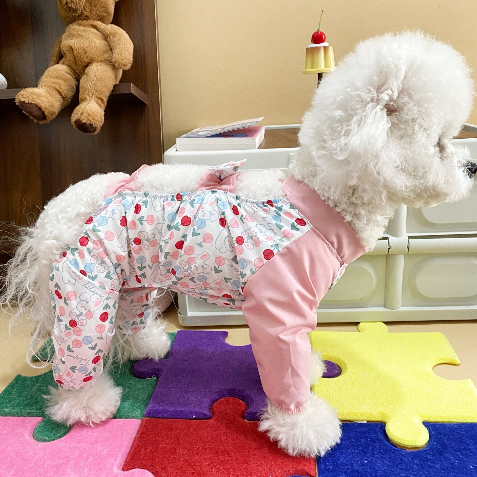 Vêtements anti-poussière en forme de tulipe