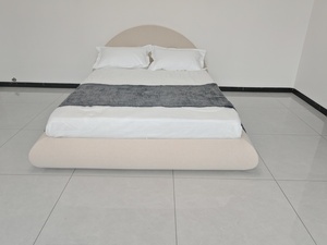 <span class=keywords><strong>Letto</strong></span> di Alta Qualità con Testiera Rotonda Imbottita in <span class=keywords><strong>Tessuto</strong></span>, <span class=keywords><strong>Letto</strong></span> Morbido <span class=keywords><strong>Matrimoniale</strong></span>, Queen o King Size per Hotel e Appartamenti - Product Image 6