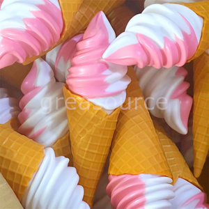 Décoration de scène pour événement sur le thème de la boutique de crème glacée, idéale pour les fêtes sur le campus, modèle alimentaire lumineux DIY rose et mignon de 8,28 pouces, saveur double vanille. - Product Image 2
