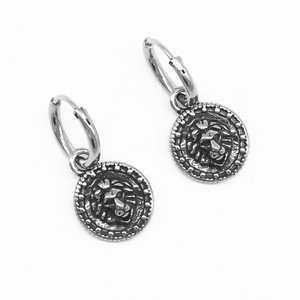 Yunnique – boucles d'oreilles tendance en forme de tête de lion, en acier titane, bijoux de fête du zodiaque animal pour hommes et femmes - Product Image 1