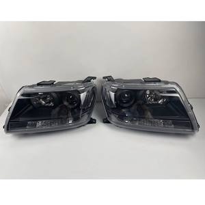 Coppia di Fari per Suzuki <span class=keywords><strong>GRAND</strong></span> <span class=keywords><strong>VITARA</strong></span> 35120-65J10 35320-65J10 dal <span class=keywords><strong>2005</strong></span> al 2011, Colore Nero - Product Image 4