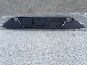 N71-1303-200 トラックパーツ フロントバンパーセンターロアベント 2022-2026年式 ケンワース T680 ネクストジェントラック アクセサリー - Product Image 5