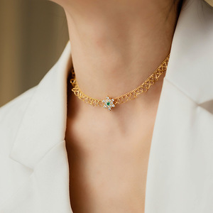 Pendentif en or 18 carats 2026 avec émeraude et saphir naturels, entièrement pavé, collier à fermoir polyvalent unique, bijoux personnalisables - Product Image 4