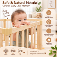 Parc de jeu pour bébé en bois avec tapis, design portable avec porte, conforme aux normes ASTM F1004-23, 16 CFR 1239, ASTM F406-24, pour la surveillance des tout-petits en Amérique du Nord