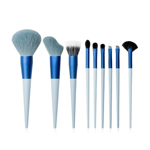 Pinceaux de maquillage personnalisés pour le visage, série bleu clair, 9 pièces, en poils de chèvre, tube en aluminium, bois massif, durables, respectueux de la peau - Product Image 5