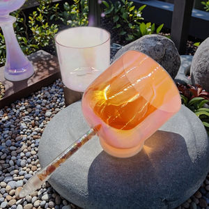 Étonnante <span class=keywords><strong>roche</strong></span> rouge Sedona Calice <span class=keywords><strong>chantant</strong></span> en <span class=keywords><strong>cristal</strong></span> à manche Quartz <span class=keywords><strong>de</strong></span> guérison sonore <span class=keywords><strong>Bol</strong></span> <span class=keywords><strong>chantant</strong></span> Saint Graal Instrument <span class=keywords><strong>de</strong></span> musique - Product Image 5