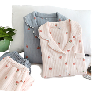 Set di <span class=keywords><strong>pigiama</strong></span> da <span class=keywords><strong>donna</strong></span> con stampa e grazioso <span class=keywords><strong>pigiama</strong></span> di <span class=keywords><strong>cotone</strong></span> lungo 2 pz con <span class=keywords><strong>bottoni</strong></span> e indumenti da notte Set da <span class=keywords><strong>donna</strong></span> - Product Image 1