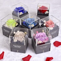 Roses éternelles pour la Saint-Valentin, roses conservées dans une boîte en acrylique, roses conservées avec un collier « Je t'aime » en cadeau