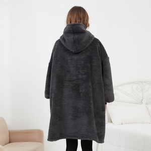 Couverture à capuche <span class=keywords><strong>en</strong></span> peluche grande taille pour adulte, logo personnalisé, couverture à capuche sherpa, couverture de télévision surdimensionnée avec manches - Product Image 3