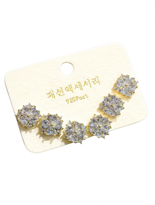 Orecchini a Perno con Fiore in Argento 925 Placcato Oro, Cristalli e Strass, Classici da Donna per Uso Quotidiano - Product Image 1