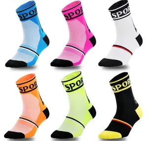 Kostenlose Probe Großhandel Unisex Nylon atmungsaktive Mesh Laufen Basketball Fußball Sport Crew Rad socken benutzer definierte