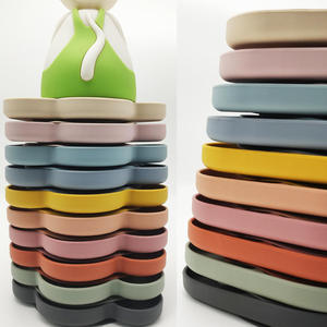 Plaque d'aspiration et cuillère en silicone pour bébé divisée en forme de griffe pour enfants pour rester en place pour l'alimentation - Product Image 6